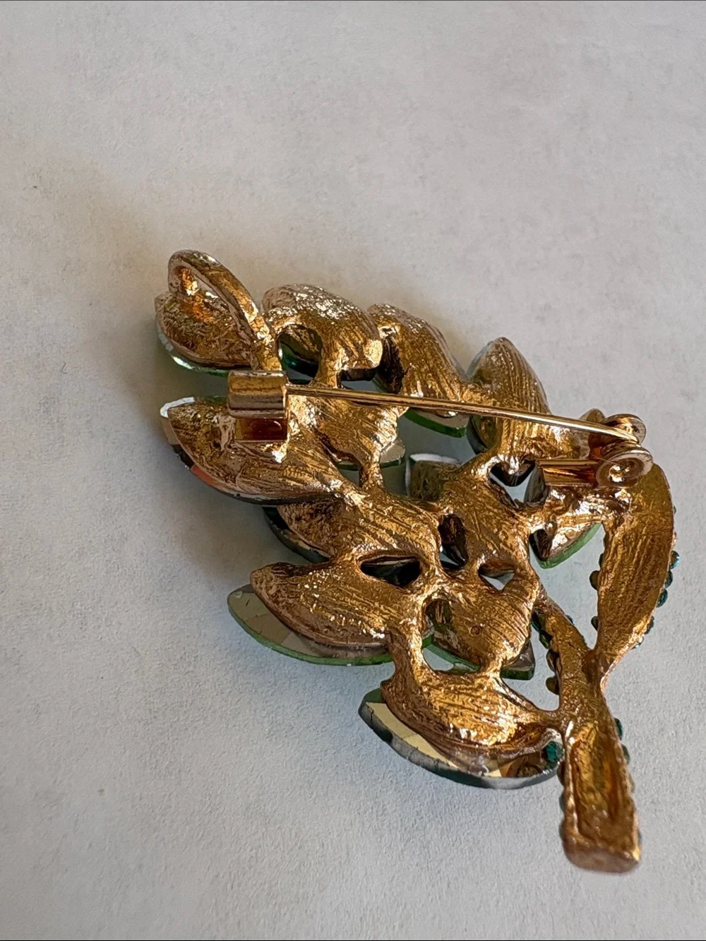 Green Marquise Crystal Leaf Brooch/Pendant